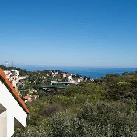 Appartement La Mansarda Degli Ulivi *